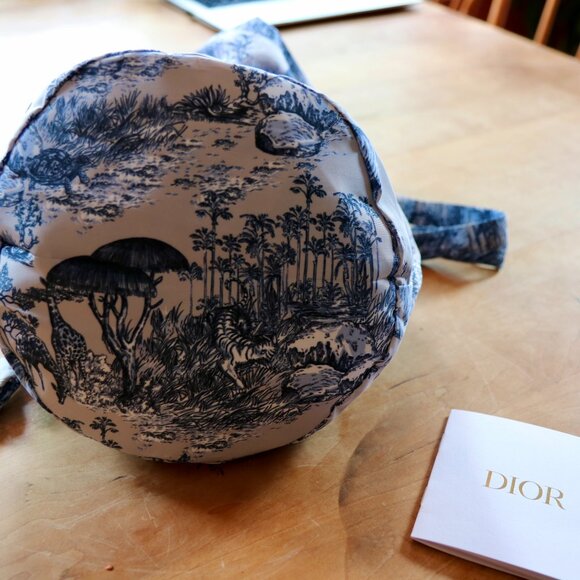 Dior Beauty Limited Edition Around The World Drawstring Pouch NWOT - Picture 6 of 8